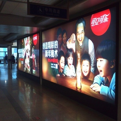 50&quot; solvente Digital de X30m Eco que imprime la película retroiluminada del ANIMAL DOMÉSTICO para hacer publicidad de la caja de luz