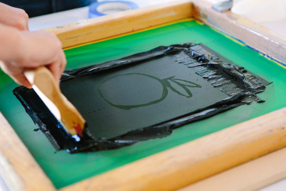 13&quot; película impermeable de la transparencia del chorro de tinta de X 100 ' para el claro lechoso A4 de la impresión de pantalla de seda